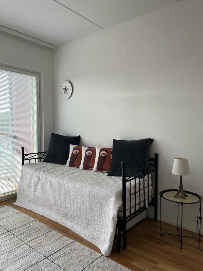 Modern Apartment Nearby Airport 2 Вантаа Екстер'єр фото
